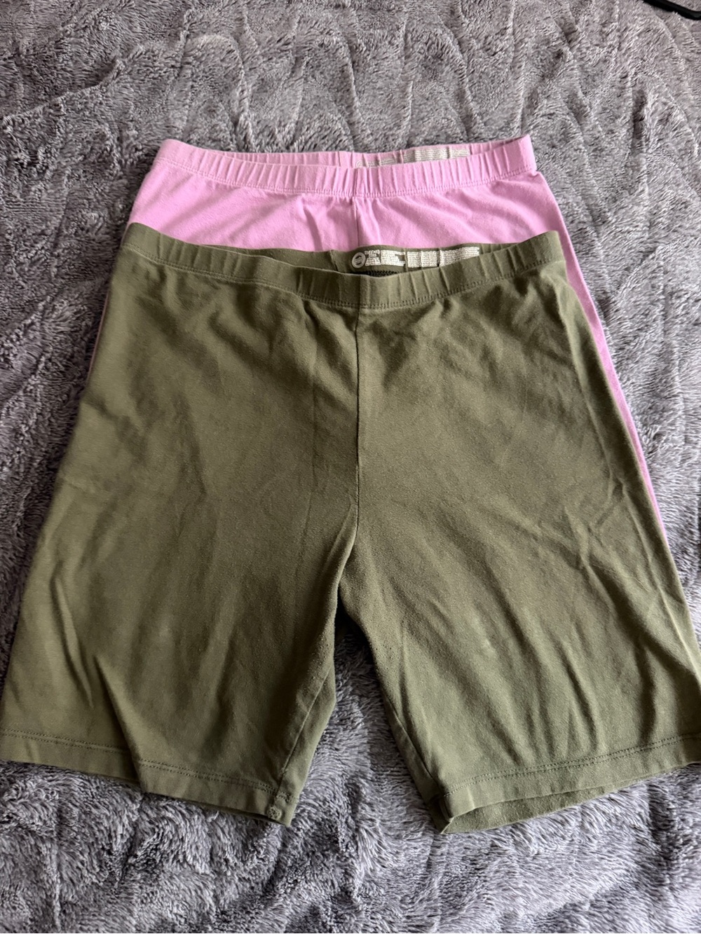 Wonder Nation Girl’s Mid-Length Bike Shorts set of 2!- Olive & Pink
